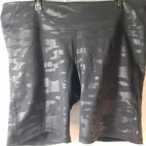 OLD NAVY Activewear Shorts Womens PLUS Sz 4X Black Camo Textured Tight Fit Biker - Picture 1 of 5
