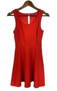 Vestido de patinador expreso para mujer XS rojo acanalado ajuste y llamaradas sin mangas ojo de cerradura - Imagen 1 de 6