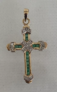 9ct Yellow Gold Emerald & Diamond Cross Pendant - Picture 1 of 9