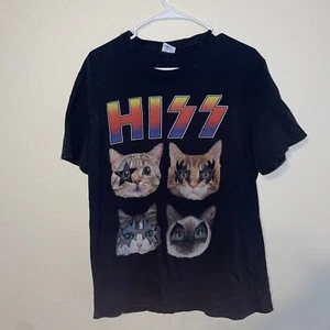 HISS Funny Sz M Cats Kittens KISS Parody Rock Rockin T-shirt Pun Large - Picture 1 of 4