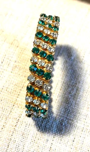 VINTAGE 1940'S EXPANDING EMERALD AND WHITE CRYSTAL BRACELET - Picture 1 of 4