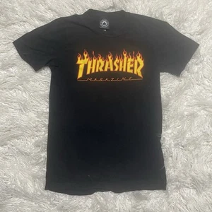 Thrasher Magazine Flaming Logo Skateboard Black T-shirt Mens Size Small - Picture 1 of 3