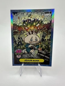2025 Topps Worst of GPK Adam Bomb Hommage to Garbahj #GARB-40 Blue /99 - Bild 1 von 2