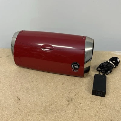 Red CRICUT CAKE MINI Electronic Cutting Machine Cake Decorator W/ Power Cable - Image 1 of 4