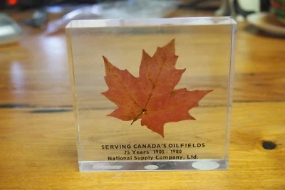 Acrylic National Supply Company 75 aniversario Foto 1 de 4