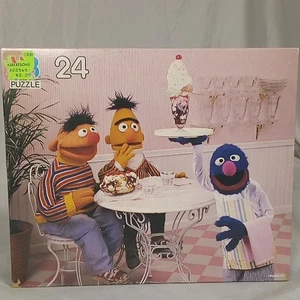 Sesame Street Milton Bradley 24PC PUZZLE BERT ERNIE GROVER Muppet CTW Vintage - Picture 1 of 3