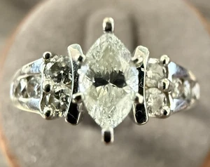 Anillo de compromiso de oro blanco de 14k marquesa/diamante redondo centro 0,31 quilates 4,8 g - Imagen 1 de 15