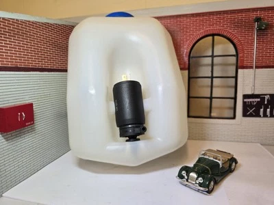 Land Rover Series Defender 24v Windscreen Washer Bottle & Pump OEM - Image 1 of 4