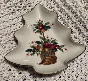 LENOX Holiday Tartan Tree-Shaped Candy Dish Fruit Basket Gold Trim 8’ EUC - Picture 1 of 7