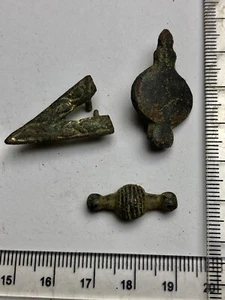 x3 mittelalterliche dekorative Gürtelnieten. Lincolnshire gefunden. Fresh Stock. B13 - Bild 1 von 2