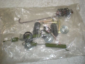 85 86 87 88 89 ISUZU CHEVY SPECTRUM BRAKE SPRING KIT - Picture 1 of 2