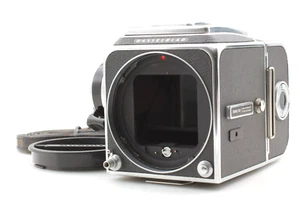 【MINT】 Hasselblad 500CM 500C/M Medium Format Camera body + A12 Type II JAPAN - Picture 1 of 12