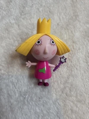 Ben & Holly's Little Kingdom Holly Figure With Wand - Image 1 of 2