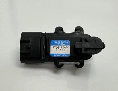 Toyota Tacoma 2001 sensor de presión de vapor de combustible 89460-04020 OEM Foto 1 de 3