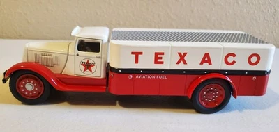 1935 Dodge Texaco 3-Ton Platform Truck for Aviation Fuel, 1:38 Vintage Fuel - Image 1 of 4