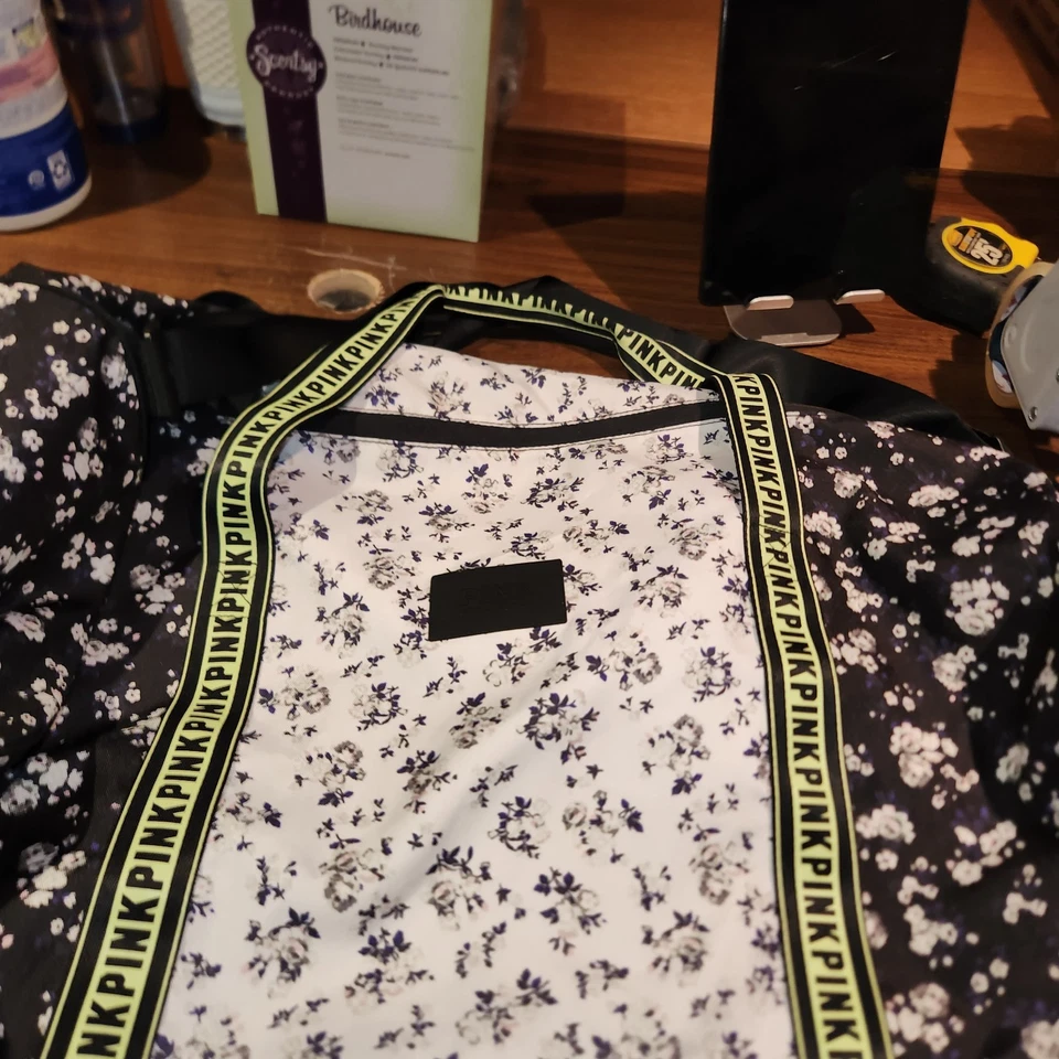 Victoria's Secret Getaway Weekend Tote Bag - Floral - Image 1 of 1