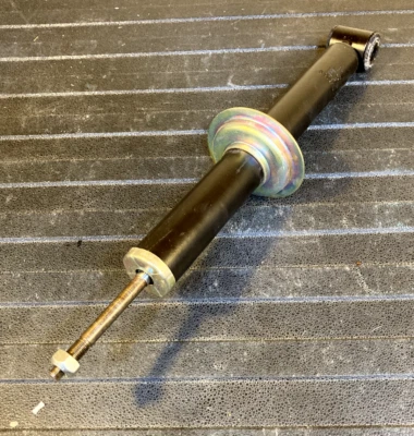 Boge Rear Shock Absorber - 27-506-0 - For Audi 4000 1978-1986 - Image 1 of 4