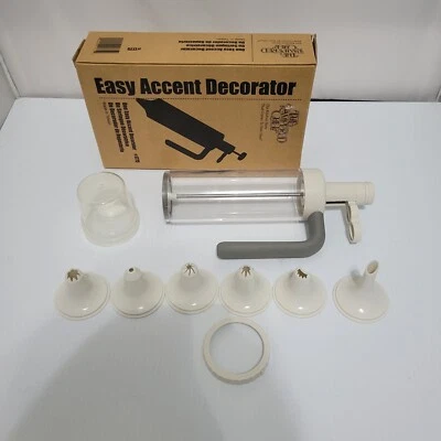 Decorador de bolo Pampered Chef Easy Accent #1775 - Imagem 1 de 4