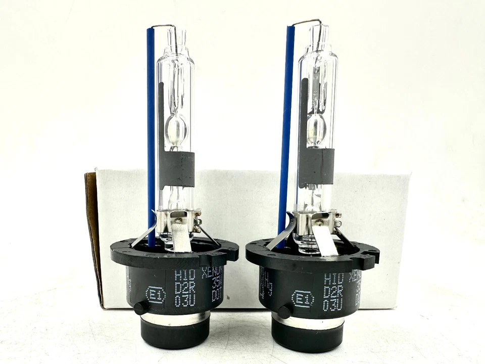 2x New fits OEM D2R 6000K 35W Xenon Headlight HID Bulb 85126 66050 - Image 1 of 2