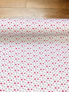 0,5 Meter weiß rosa Herzen 100% Popeline Baumwollstoff 44" breit - Bild 1 von 5