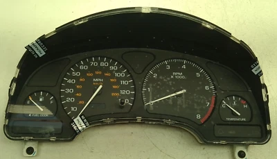 Cuadro de instrumentos Saturn S 2000-2001 velocímetro tacómetro medidores Foto 1 de 4