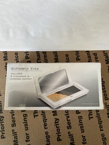 ME Makeover Essentials Butterfly Eyes 5 Eyeshadow Mirrored Compact .17oz  New - Picture 1 of 6