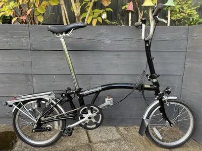 Brompton M3R+ 46T Faltrad in Gloss Black im New Time Warp Zustand - Bild 1 von 4