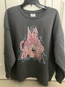 Women’s XL 16/18 DEF LEPPARD SWEATSHIRT TOP CREW NECK - Picture 1 of 6