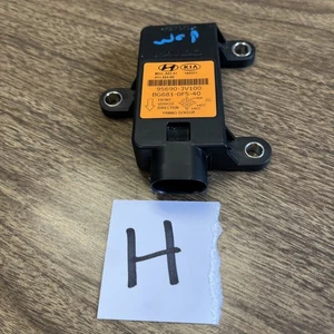2014 - 2015 OEM KIA OPTIMA YAW RATE STABILITY SPEED CONTROL SENSOR UNIT - Picture 1 of 4