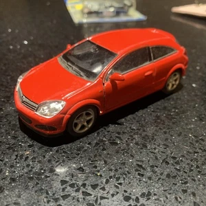 Vauxhall Opel Astra Diecast Model Car 1/60 -by Welly. - Picture 1 of 8