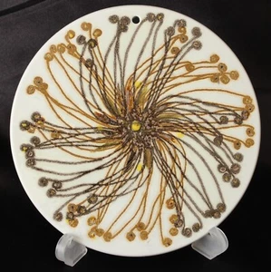 Vintage Royal Copenhagen Fajance Art Pottery 6" Wall Plaque by Ellen Malmer 3 - Picture 1 of 2