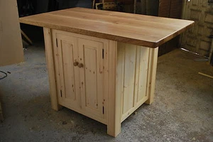 HANDMADE BESPOKE KITCHEN ISLAND/BREAKFAST BAR - 32MM THICK OAK TOP DEPOSIT ONLY - Picture 1 of 5