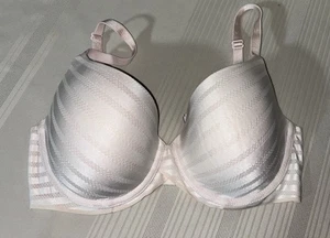 IMPRESIONANTE SUJETADOR SEMI DEMI FORRADO VICTORIA'S SECRET BODY BY VICTORIA 34D ROSA RAYAS - Imagen 1 de 3