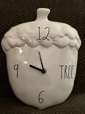 Reloj de pared en forma de bellota Rae Dunn granja decoración del hogar otoño 2020 Foto 1 de 3