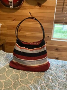 The Sak Elliott Lucca. Crochet Reds, White, And Blues Great Size - Picture 1 of 16