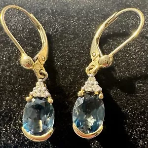 Pendientes colgantes vintage de diamantes con topacio azul Londres corte ovalado de oro de 14k 2,2 g - Imagen 1 de 6