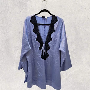 Frederick's of Hollywood Satin Kimono Gown 2X Purple Black Lace Trim Tie Front - Picture 1 of 8