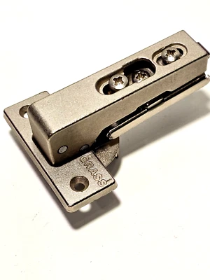 Nuevo de Lote Antiguo Bisagra Grass 1000 319, Clip En Auto Cierre Resorte Nuevo Stock Antiguo Foto 1 de 4