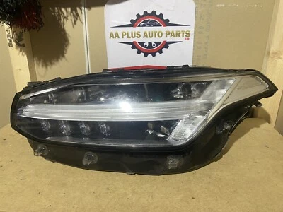 VOLVO XC90 2017 PASSENGER SIDE FRONT HEADLIGHT 32342488 Spare & Repair - Image 1 of 4