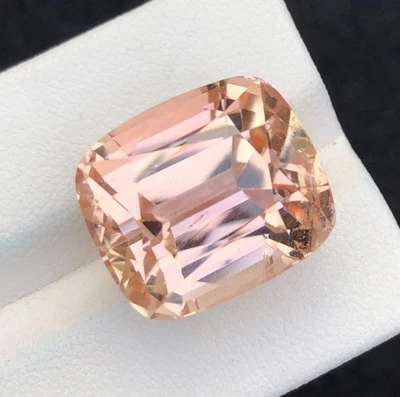 Kuncita melocotón corte natural 32,90 quilates, piedra preciosa suelta de Afganistán Foto 1 de 4