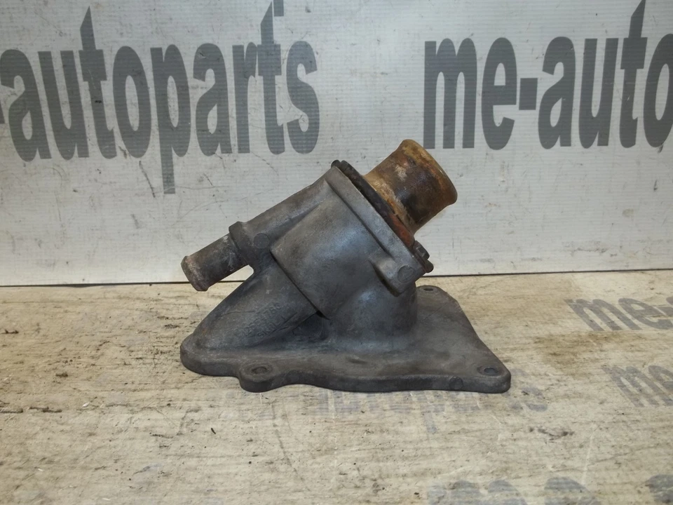 Cubierta de carcasa termostato bomba de agua Cadillac Eldorado Deville Seville 95-99 Foto 1 de 4