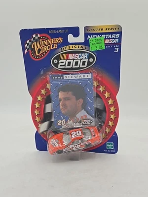 Hasbro Tony Stewart #20 NASCAR 2000 Nuevas Estrellas de NASCAR Ganadores Círculo NUEVO Foto 1 de 4