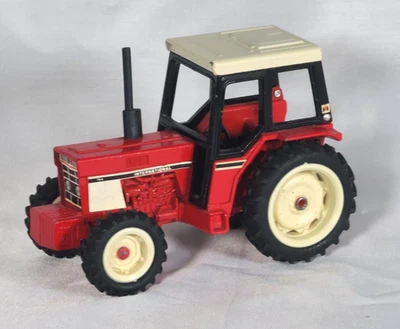 Ertl - IH International Harvester 784 Diecast Toy FWD/Tractor - 1:32 Scale - Image 1 of 4