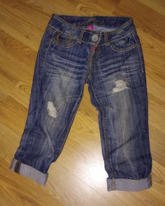 juniors almost famous jean capris size 1 - Picture 1 of 2