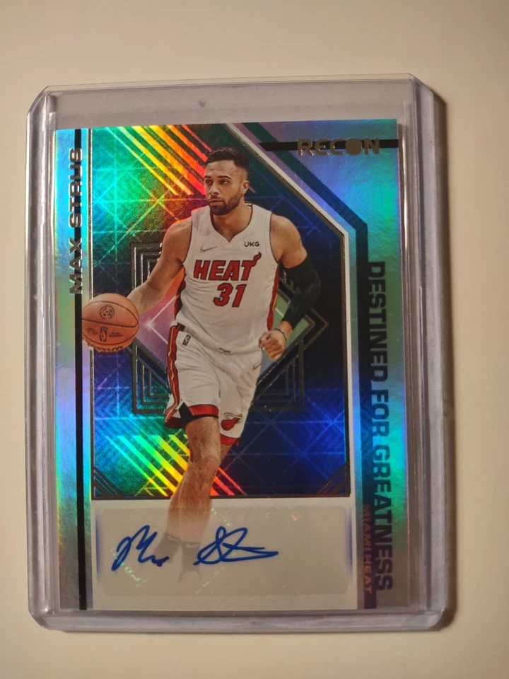2021-22 Panini Recon - Destined for Greatness Signatures Max Strus #DGS-MAX  - Image 1 of 2