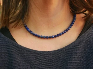 Halskette / Halsreif aus Lapislazuli aus Afghanistan. Perlen 6mm. - Bild 1 von 2