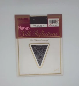 Vintage New Hanes Silk Reflections Silky Sheer Pantyhose CD MAHOGANY - Picture 1 of 2