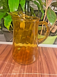 Anchor Hocking Water Pitcher Ice Lip Amber Glass Swirl Twisted 9" Vintage USA - Picture 1 of 11