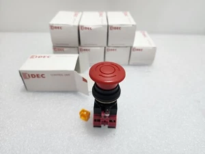 IDEC HW-CB02 Emergency stop button switch Lot of 8 - Picture 1 of 5