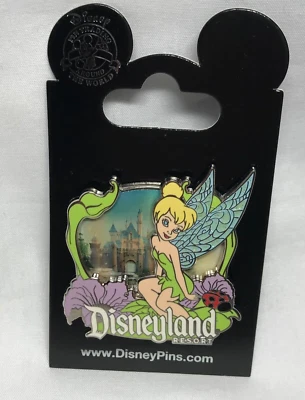 Prendedor Disney Campanilla/Castillo Cenicienta.Nuevo. Foto 1 de 4